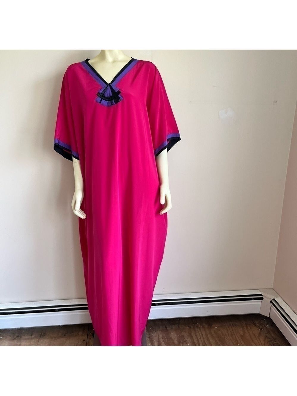 VINTAGE I. Magnin Women’s Hot Pink Fuchsia Silk Kaftan Beaded VNeck Maxi Dress M